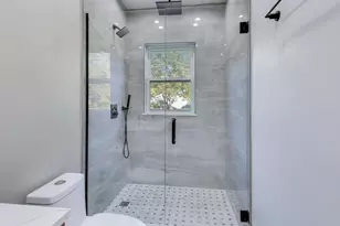 1721 W Arthur Ave, Chicago, IL 60626 - Photo 11