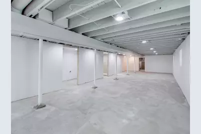 1721 W Arthur Avenue, Chicago, IL 60626 - Photo 29