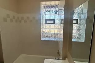 3618 W Ainslie St, Chicago, IL 60625 - Photo 9