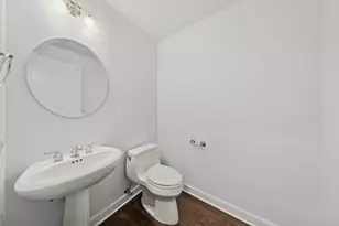 [Address not provided], Chicago, IL 60611 - Photo 11