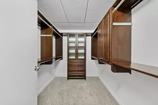 [Address not provided], Chicago, IL 60611 - Photo 15