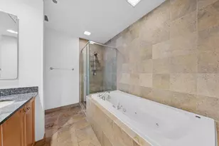 [Address not provided], Chicago, IL 60611 - Photo 17