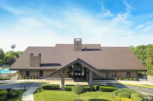 601 Lake Hinsdale Dr, Willowbrook, IL 60527 - Photo 29