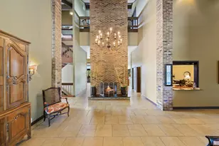 601 Lake Hinsdale Dr, Willowbrook, IL 60527 - Photo 33