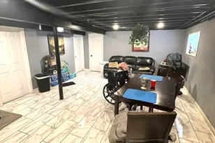 12600 S Wallace St, Chicago, IL 60628 - Photo 11