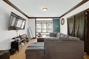 708 W 61st Pl, Chicago, IL 60621 - Photo 3