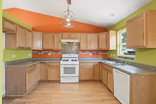 1986 W Brimstone Rd, Romeoville, IL 60446 - Photo 5