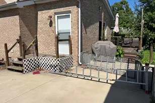 6825 La Porte Ct, Bridgeview, IL 60455 - Photo 11