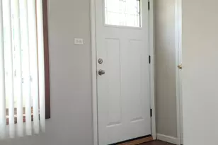 9810 Warren Ave, Oak Lawn, IL 60453 - Photo 3