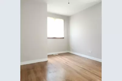 9810 Warren Avenue, Oak Lawn, IL 60453 - Photo 5