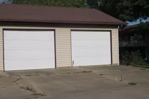 1201 Clifford Dr, Urbana, IL 61802 - Photo 17