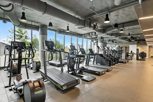 211 N Harbor Dr, Chicago, IL 60601 - Photo 17