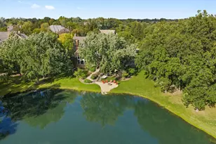 15 S Wynstone Dr, North Barrington, IL 60010 - Photo 7