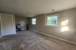 905 Buena Vista Dr, Round Lake Beach, IL 60073 - Photo 17