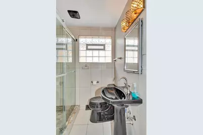 10348 S Rhodes Avenue, Chicago, IL 60628 - Photo 5