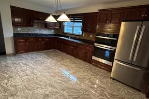 2312 209th St, Chicago Heights, IL 60411 - Photo 11