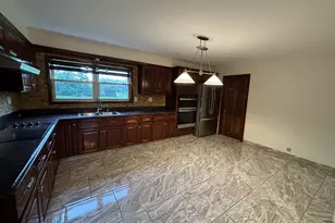 2312 209th St, Chicago Heights, IL 60411 - Photo 9