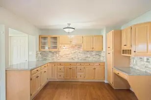 510 Willow Rd, Manteno, IL 60950 - Photo 7