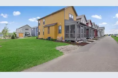 100 Great Loop Dr., #60, Ottawa, IL 61350 - Photo 5