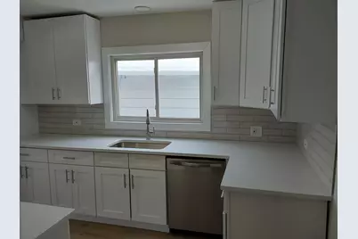 722 E Indiana Street, Wheaton, IL 60187 - Photo 9