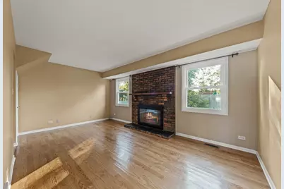 1121 Belmar Lane, Buffalo Grove, IL 60089 - Photo 9