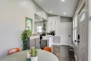 5524 N Luna Ave, Chicago, IL 60630 - Photo 15