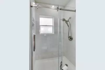 5524 N Luna Avenue, Chicago, IL 60630 - Photo 21