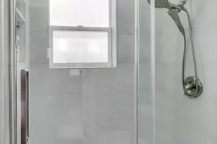 5524 N Luna Ave, Chicago, IL 60630 - Photo 21