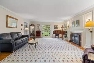 812 Dodds Dr, Champaign, IL 61820 - Photo 9