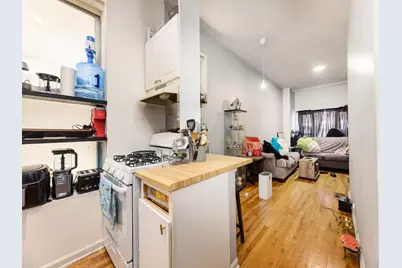 1303 W Ohio Street, Chicago, IL 60642 - Photo 9