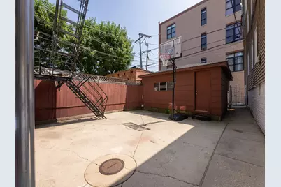 1303 W Ohio Street, Chicago, IL 60642 - Photo 29