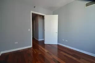 33 W Ontario St, Chicago, IL 60654 - Photo 11