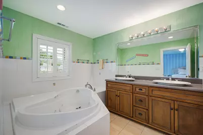 2851 W Rascher Avenue, Chicago, IL 60625 - Photo 55