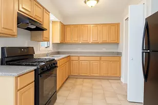 19808 Lakewood Ave, Lynwood, IL 60411 - Photo 5