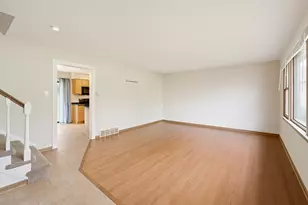 19808 Lakewood Ave, Lynwood, IL 60411 - Photo 3