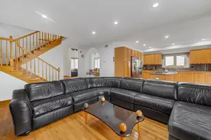 9131 Delphia Ave, Des Plaines, IL 60016 - Photo 5