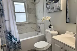 822 E 87th Pl, Chicago, IL 60619 - Photo 13