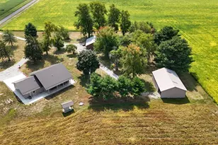 1190 N 1400 East Rd, Bement, IL 61813 - Photo 41