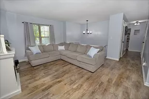 1403 Dakota Dr, Ottawa, IL 61350 - Photo 3