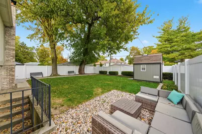 [Address not provided], Brookfield, IL 60513 - Photo 23