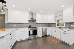 [Address not provided], Brookfield, IL 60513 - Photo 7