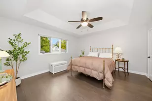 [Address not provided], Brookfield, IL 60513 - Photo 9