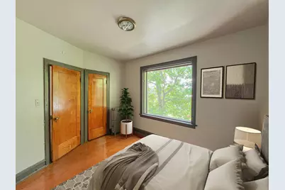 7951 S Muskegon Avenue, Chicago, IL 60617 - Photo 7