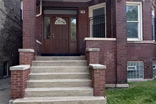 6239 S Eberhart Ave, Chicago, IL 60637 - Photo 1