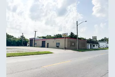 1198 N Schuyler Avenue, Kankakee, IL 60901 - Photo 1