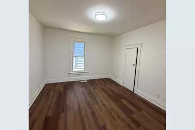 706 Martin Luther King Drive, Waukegan, IL 60085 - Photo 11