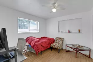 502 154th Pl, Calumet City, IL 60409 - Photo 5