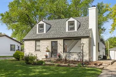 920 Hammerschmidt Avenue, Lombard, IL 60148 - Photo 1