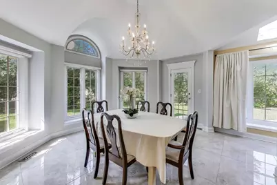 1920 Wedgewood Drive, Lake Forest, IL 60045 - Photo 11