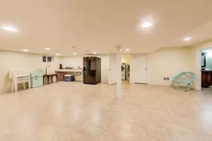 1920 Wedgewood Dr, Lake Forest, IL 60045 - Photo 41